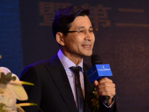 杨思卓