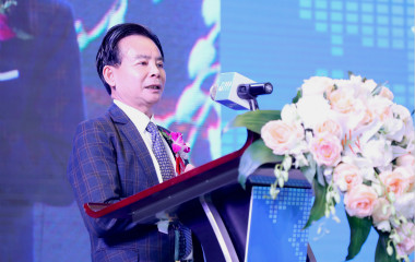 李兴浩